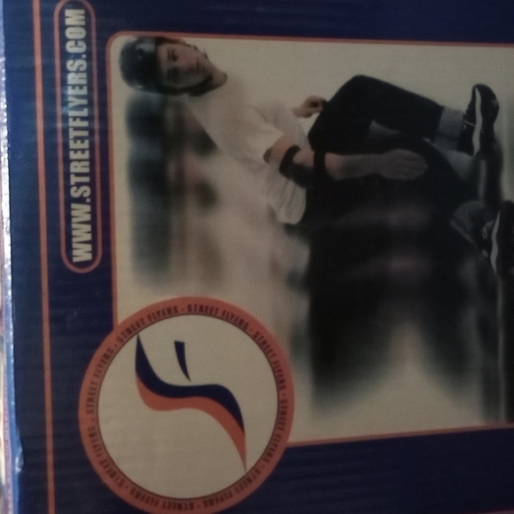 Vintage 1996 First Issue Street Flyers Skate Shoes Silver Navy Blue Size 7 - Picture 1 of 7